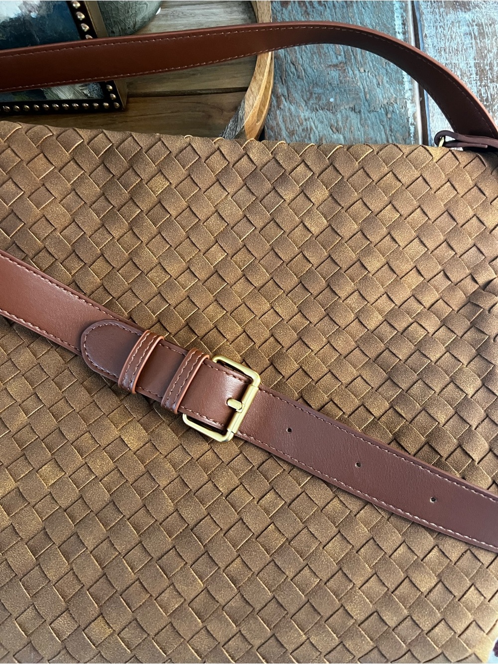 NWOT! Brown Woven Faux Suede Crossbody Shoulder Bag - Picture 5 of 8